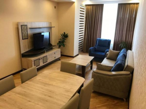 2 bedroom apt Khatai metro st